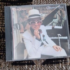 4/$80 Elton John "Greatest Hits" - CD
